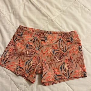 Born Primitive Double Take Short